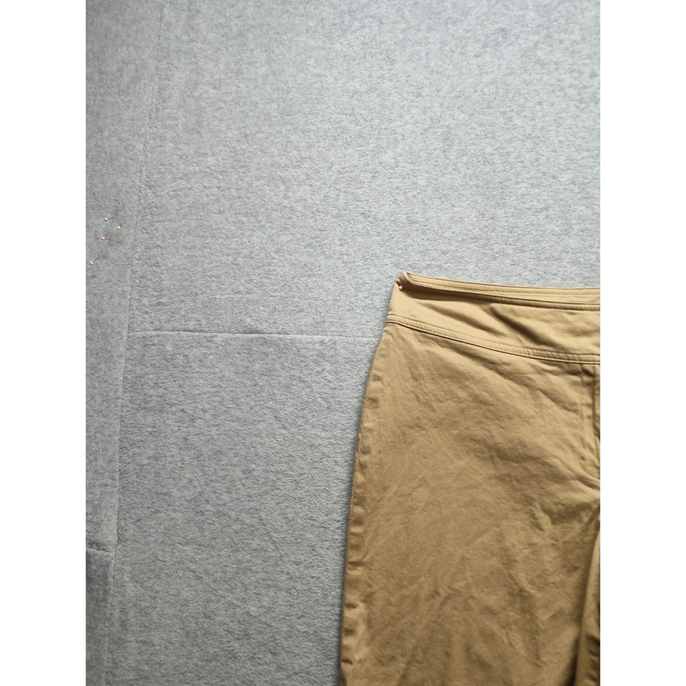 Pantalogy Women Bermuda Shorts 8 Beige Elastic Waist Zip Hook & Eyes Logo Casual - Picture 2 of 16